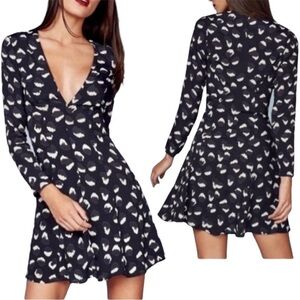 Reformation Calvin Long Sleeve Abstract Pattern Mini Dress in Wild Child Size 4